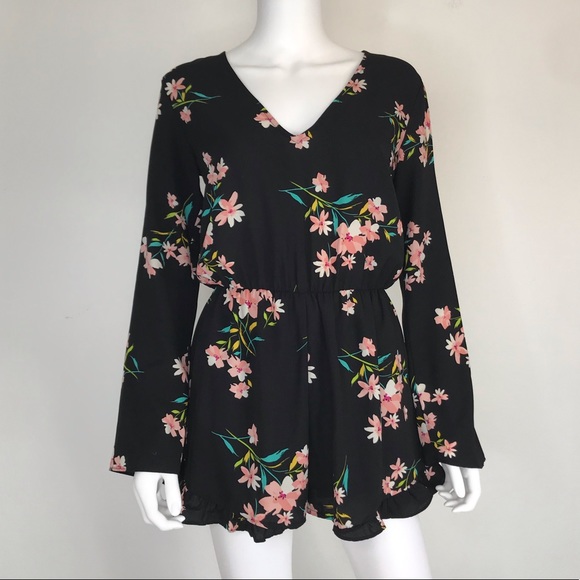 Pins and needles S black floral Romper - Picture 1 of 7